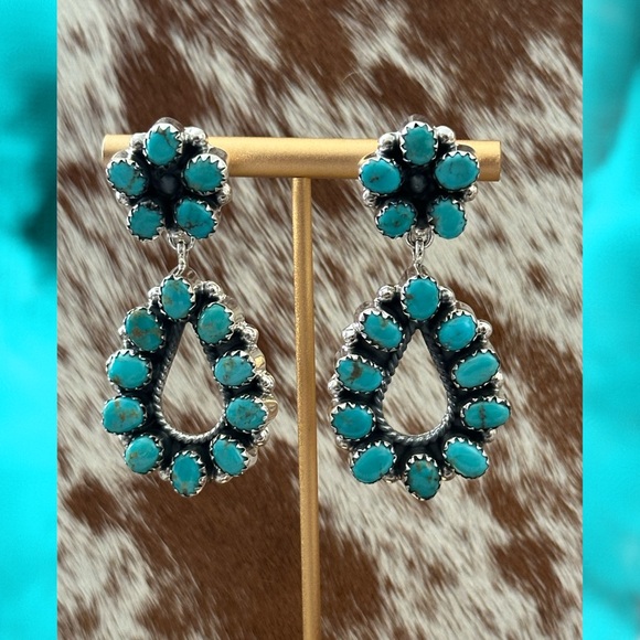 Kingman turquoise statement southwestern sterling silver earrings - Picture 3 of 7